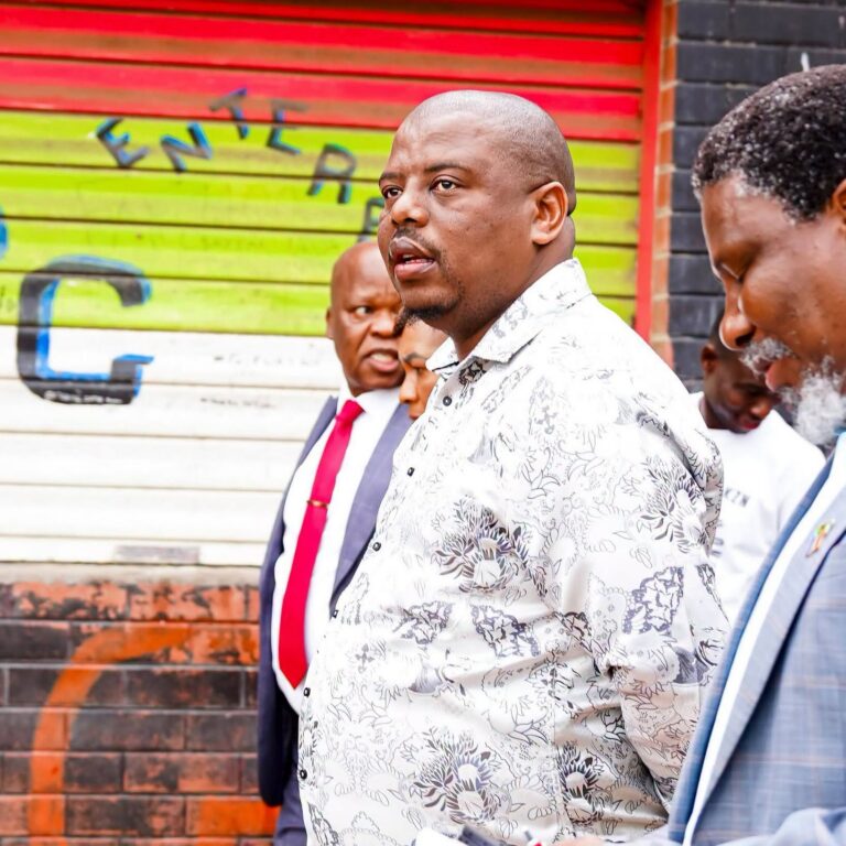 Sipho Hlomuka